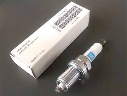 Свечи зажигания 55576026