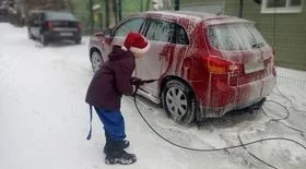 Как мыть машину зимой