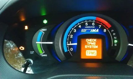 Горит датчик давления в шинах