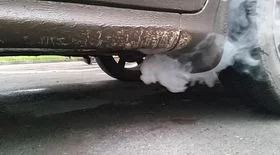 Дымит на холодную