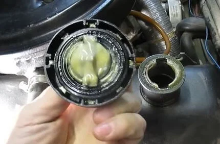 Эмульсия в двигателе