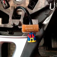 Резистор в руле для имитации пиропатрона