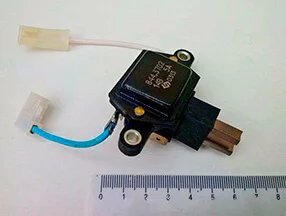 Регулятор напряжения 844.3702