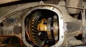 Гудит редуктор