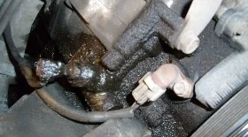 Замена датчика давления масла на Subaru Forester