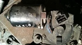 Ремонт моторчика заднего стеклоочистителя на Ford Focus 2