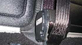 Ремонт клинящего ремня безопасности на ВАЗ 2107