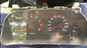 Снятие приборной панели Toyota Corolla E10