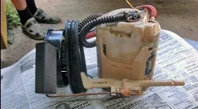 Cleaning the VW Passat B4 Fuel Pump