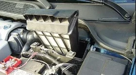 Замена воздушного фильтра на Renault Megane 2