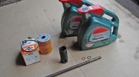 Замена масла в двигателе Volkswagen Passat B3 VR6 AAA