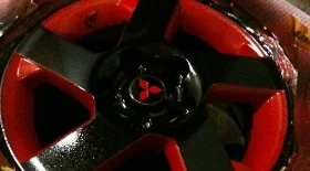 Покраска дисков Mitsubishi Airtrek