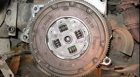 Снятие МКПП и ремонт привода сцепления на Volkswagen Golf 3 ADZ