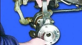 Снятие поворотного кулака ВАЗ 2108, 2109, 21099