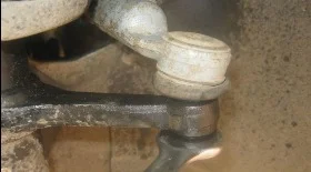 Замена рулевых наконечников на Калине