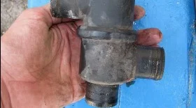 Замена термостата  ВАЗ 2121 (Нива)