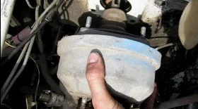 Замена вакуумного усилителя тормозов ВАЗ 2121 Нива