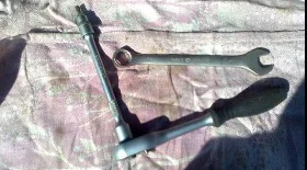 Замена стоек заднего стабилизатора Volkswagen Golf 5, 6