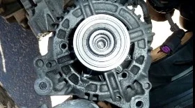 Замена шкива генератора Volkswagen Jetta 5