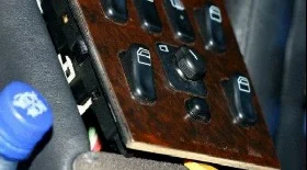 Ремонт блока стеклоподъёмников Mercedes ML W163