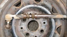 Замена рулевых наконечников Ауди 80