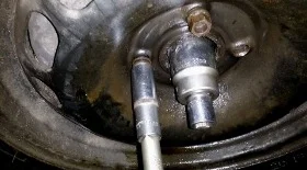 Замена шаровой опоры на Peugeot 308