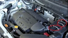Замена воздушного фильтра Mitsubishi Outlander XL 2.0, 2.4