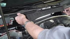 Замена салонного фильтра Опель Корса C