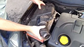 Замена воздушного фильтра Опель Астра Н