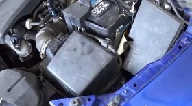 Замена воздушного фильтра Мазда СХ-7