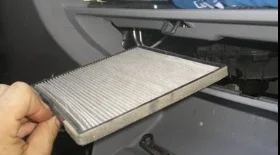 Замена салонного фильтра Киа Пиканто