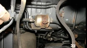 Замена топливного фильтра Ниссан Патфайндер R50