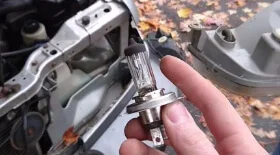 Замена передней фары и ламп Киа Спортейдж