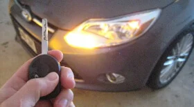 Замена батарейки в брелок Форд Фокус 3