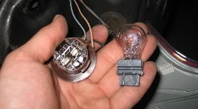 Замена лампы стопа Форд Фокус 3