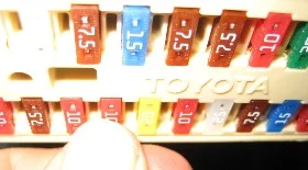 Замена предохранителей Камри V40