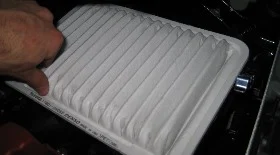 Замена воздушного фильтра Тойота Камри V50