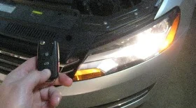 Замена батарейки в ключе Пассат Б7