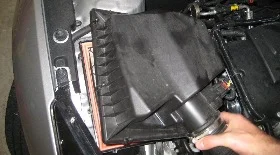 Замена воздушного фильтра Шевроле Круз