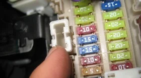 Замена предохранителей Патфайндер