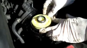 Замена топливного фильтра Тойота Хайлюкс