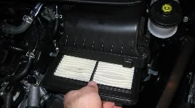 Замена воздушного фильтра Хонда Цивик 9
