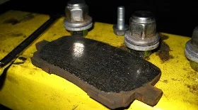 Замена тормозных колодок Королла Е120