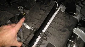 Замена воздушного фильтра Митсубиси АСХ