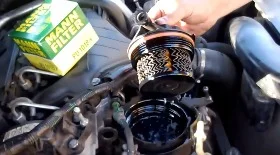 Замена топливного фильтра Ситроен С5