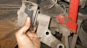 Замена подушек двигателя ВАЗ 2110