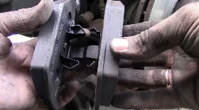 Замена тормозных колодок Поло Седан