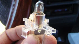 Замена лампочек в приборной панели ВАЗ 2114