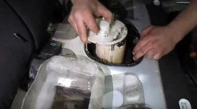 Замена топливного фильтра Хендай Солярис