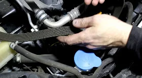 Nissan Qashqai Auxiliary Belt Replacement